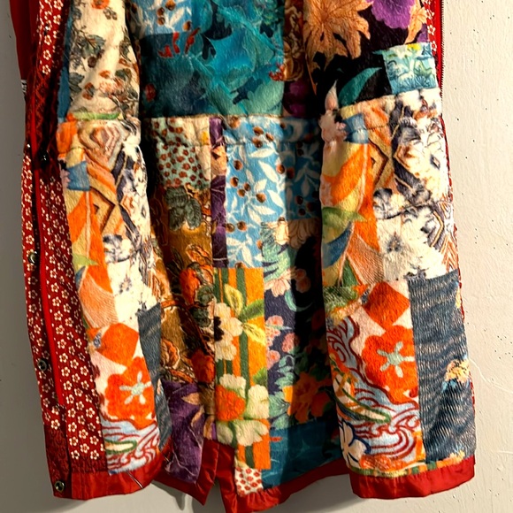 Johnny Was jacket with lots of printed designs. Detachable Hoddie NWOT - Picture 11 of 16